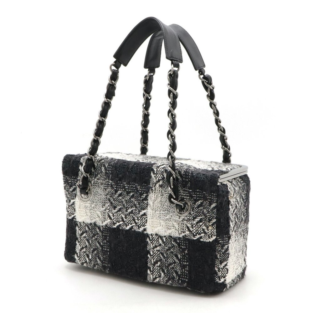 CHANEL Paris New York Line Tweed Chain Vanity Bag Black White - Picture 3 of 10